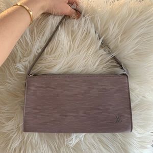 Louis Vuitton LV Epi Pochette Accessoires lilac